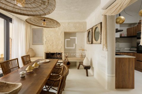 Купить квартиру в Барселона, Испания с 3 спальни, 91м², № 6459 - фото 22