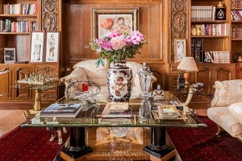 Apartamento de 6 dormitorios en venta en Barcelona, Cataluña, Spain № 8560 - foto 6