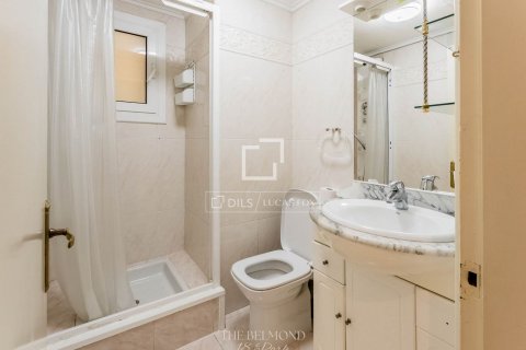 Apartamento de 6 dormitorios en venta en Barcelona, Cataluña, Spain № 8560 - foto 28
