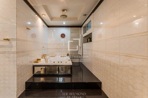 Apartamento de 6 dormitorios en venta en Barcelona, Cataluña, Spain № 8560 - foto 26