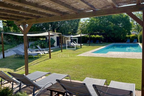 Finca de 18 dormitorios en venta en Sitges, Barcelona, Cataluña, Spain № 8559 - foto 5