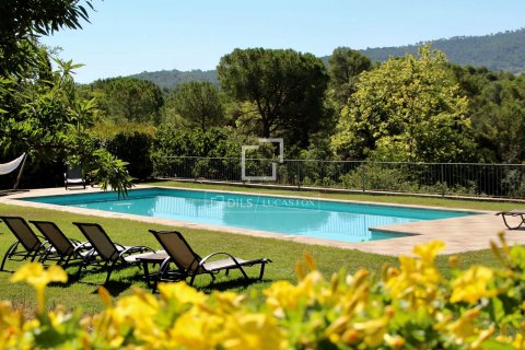 Finca de 18 dormitorios en venta en Sitges, Barcelona, Cataluña, Spain № 8559 - foto 3