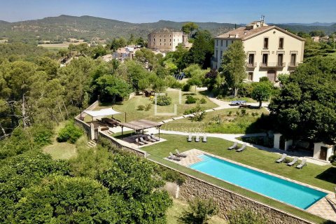 Finca de 18 dormitorios en venta en Sitges, Barcelona, Cataluña, Spain № 8559