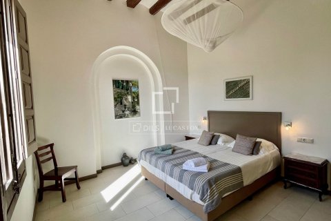 Finca de 18 dormitorios en venta en Sitges, Barcelona, Cataluña, Spain № 8559 - foto 16