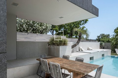 Villa de 4 dormitorios en venta en Sant Cugat del Vallès, Barcelona, Cataluña, Spain № 8563 - foto 7