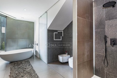 Villa de 4 dormitorios en venta en Sant Cugat del Vallès, Barcelona, Cataluña, Spain № 8563 - foto 23