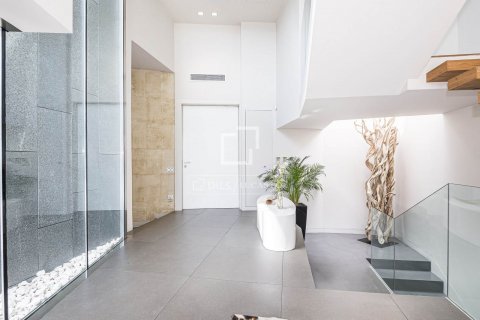 Villa de 4 dormitorios en venta en Sant Cugat del Vallès, Barcelona, Cataluña, Spain № 8563 - foto 24