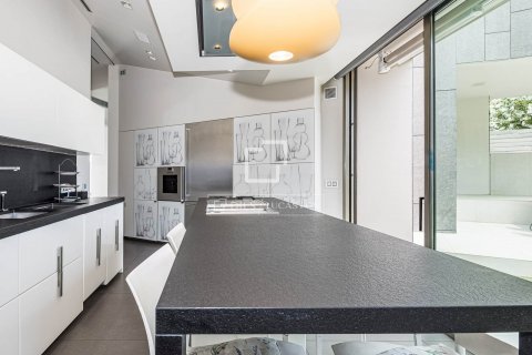 Villa de 4 dormitorios en venta en Sant Cugat del Vallès, Barcelona, Cataluña, Spain № 8563 - foto 12