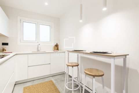 Купить квартиру в Барселона, Испания с 4 спальни, 100м², № 8565 - фото 22