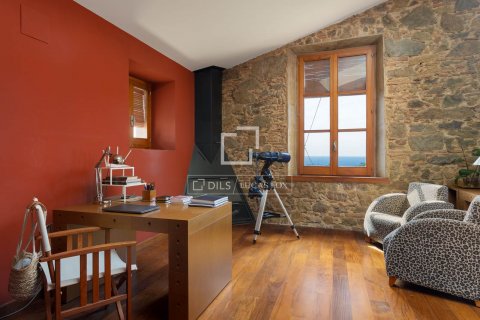 Villa de 5 dormitorios en venta en Teia, Barcelona, Cataluña, Spain № 8561 - foto 21