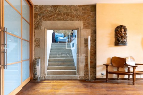 Villa de 5 dormitorios en venta en Teia, Barcelona, Cataluña, Spain № 8561 - foto 11