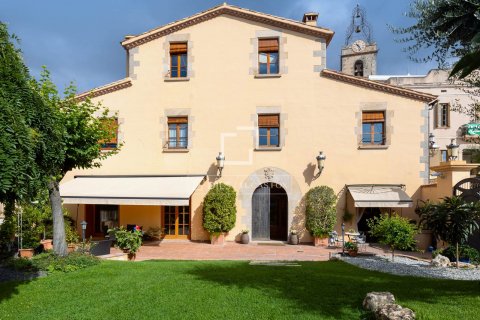 Villa de 5 dormitorios en venta en Teia, Barcelona, Cataluña, Spain № 8561 - foto 2