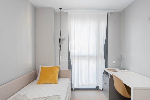 Apartamento de 2 dormitorios en venta en Barcelona, Cataluña, Spain № 8562 - foto 12