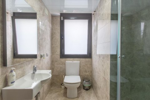 Сasa de 3 dormitorios en venta en Sant Andreu de Llavaneres, Barcelona, Cataluña, Spain № 1819 - foto 18