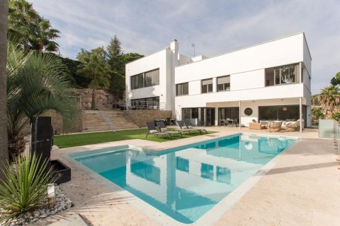 Сasa de 3 dormitorios en venta en Sant Andreu de Llavaneres, Barcelona, Cataluña, Spain № 1819