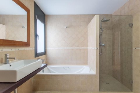 Сasa de 3 dormitorios en venta en Sant Andreu de Llavaneres, Barcelona, Cataluña, Spain № 1819 - foto 20