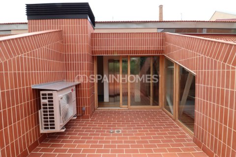 Villa de 2 dormitorios en venta en Barcelona, Cataluña, Spain № 1109 - foto 15