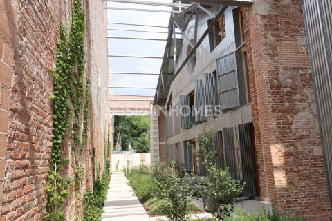 Villa de 2 dormitorios en venta en Barcelona, Cataluña, Spain № 1109 - foto 3