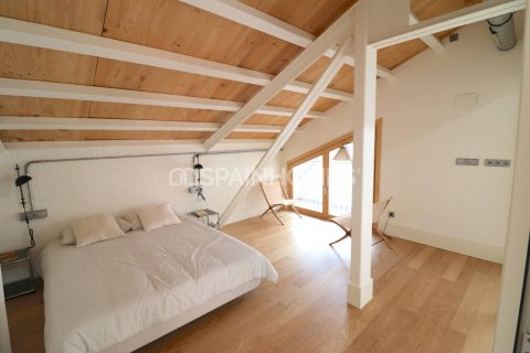 Villa de 2 dormitorios en venta en Barcelona, Cataluña, Spain № 1109 - foto 11