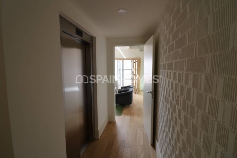 Villa de 2 dormitorios en venta en Barcelona, Cataluña, Spain № 1109 - foto 17