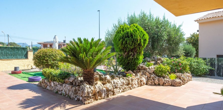 5 bedrooms house for sale in Caldes de Montbui, Barcelona, Catalonia, Spain № 7012