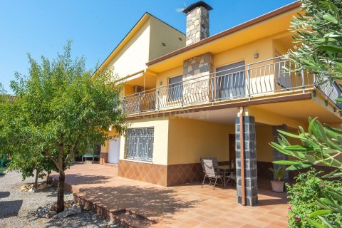 5 bedrooms house for sale in Caldes de Montbui, Barcelona, Catalonia, Spain № 7012 - photo 2