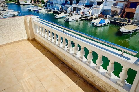 Сasa de 3 dormitorios en venta en Sitges, Barcelona, Cataluña, Spain № 6614 - foto 27