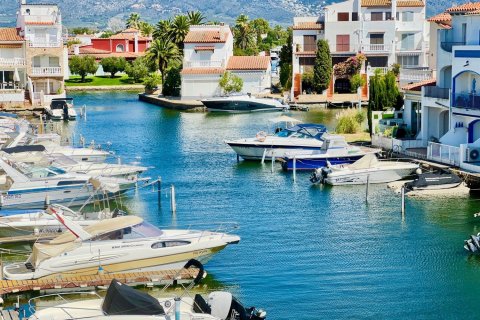 Сasa de 3 dormitorios en venta en Sitges, Barcelona, Cataluña, Spain № 6614