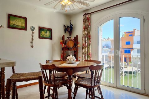 Сasa de 3 dormitorios en venta en Sitges, Barcelona, Cataluña, Spain № 6614 - foto 15