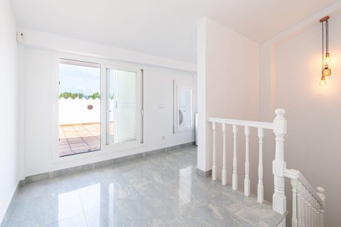 3 bedrooms apartment for sale in Sitges, Barcelona, Catalonia, Spain № 6615 - photo 20