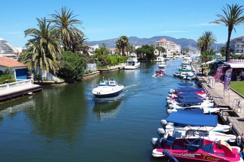 3 bedrooms apartment for sale in Sitges, Barcelona, Catalonia, Spain № 6615 - photo 26