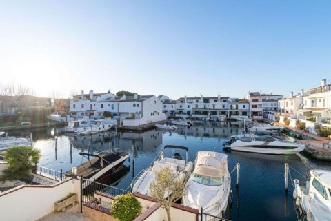 Сasa de 4 dormitorios en venta en Sitges, Barcelona, Cataluña, Spain № 6612 - foto 23
