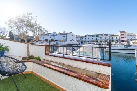 Сasa de 4 dormitorios en venta en Sitges, Barcelona, Cataluña, Spain № 6612