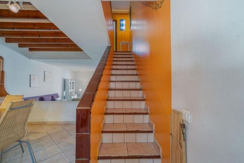 Сasa de 4 dormitorios en venta en Sitges, Barcelona, Cataluña, Spain № 6612 - foto 19