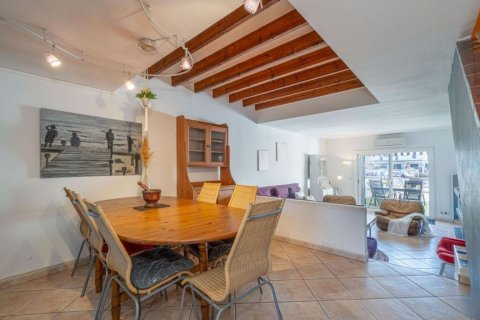 Сasa de 4 dormitorios en venta en Sitges, Barcelona, Cataluña, Spain № 6612 - foto 4