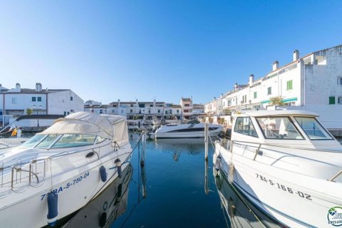 Сasa de 4 dormitorios en venta en Sitges, Barcelona, Cataluña, Spain № 6612 - foto 14