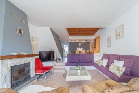 Сasa de 4 dormitorios en venta en Sitges, Barcelona, Cataluña, Spain № 6612 - foto 9