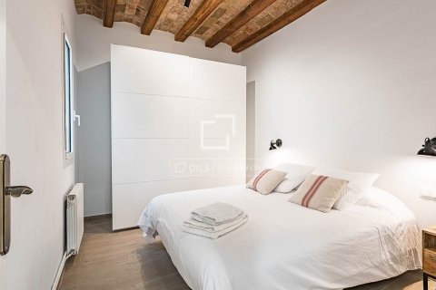 Apartamento de 3 dormitorios en venta en Barcelona, Cataluña, Spain № 6610 - foto 18