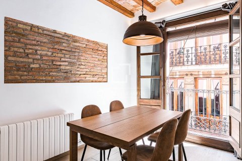 Apartamento de 3 dormitorios en venta en Barcelona, Cataluña, Spain № 6610 - foto 10