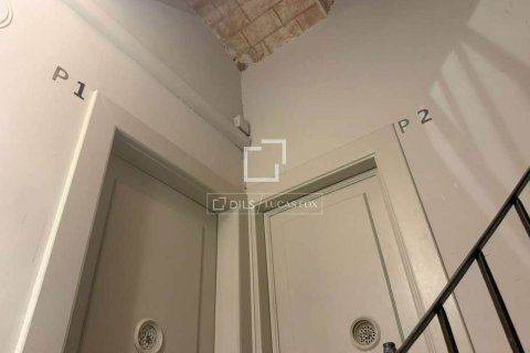 Apartamento de 4 dormitorios en venta en Barcelona, Cataluña, Spain № 6611 - foto 24