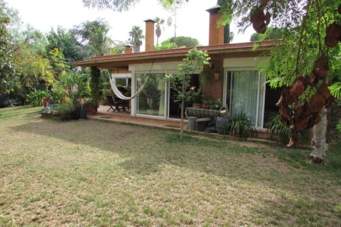 Villa de 2 dormitorios en venta en Blanes, Gerona, Cataluña, Spain № 951
