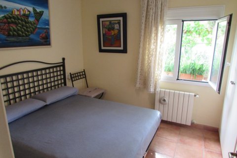 Villa de 2 dormitorios en venta en Blanes, Gerona, Cataluña, Spain № 951 - foto 17
