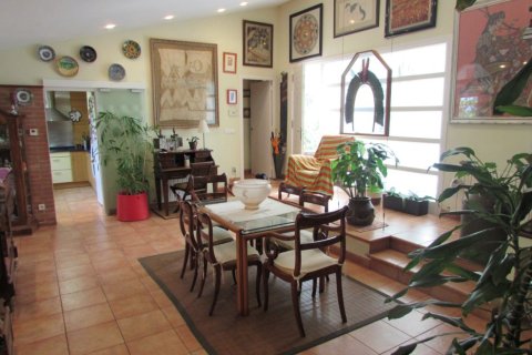 Villa de 2 dormitorios en venta en Blanes, Gerona, Cataluña, Spain № 951 - foto 13