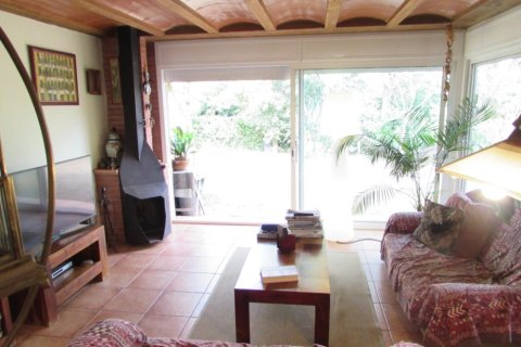 Villa de 2 dormitorios en venta en Blanes, Gerona, Cataluña, Spain № 951 - foto 12
