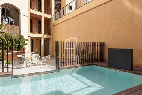 Apartamento de 3 dormitorios en venta en Barcelona, Cataluña, Spain № 6290 - foto 29