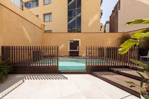 Apartamento de 3 dormitorios en venta en Barcelona, Cataluña, Spain № 6290 - foto 30