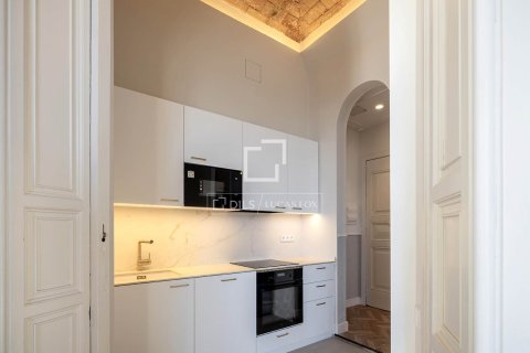 Купить квартиру в Барселона, Испания с 2 спальни, 91м², № 6288 - фото 13