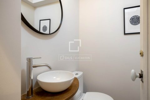 Купить квартиру в Барселона, Испания с 2 спальни, 91м², № 6288 - фото 17