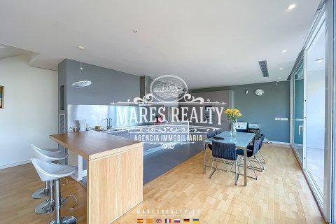 Villa de 4 dormitorios en venta en Lloret de Mar, Gerona, Cataluña, Spain № 1020 - foto 10
