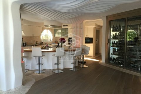 Villa de 7 dormitorios en venta en Castelldefels, Barcelona, Cataluña, Spain № 1023 - foto 9